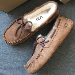 Women’s UGG Dakota Mocassins